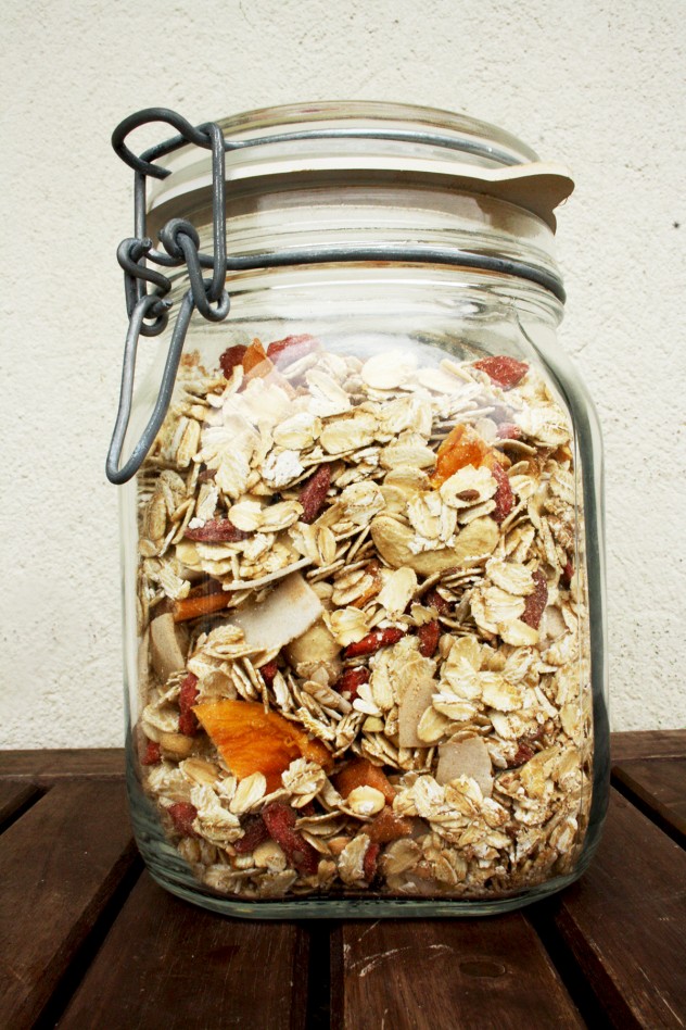 Muesli Recipe A Healthy and Delicious Breakfast Idea • Happy Kitchen.Rocks