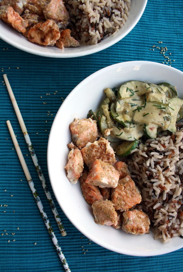 Sesame Salmon with Wild Rice and Creamy Zucchini: Easy to make and well-balanced 25 minutes Asian-style recipe. Low carb, gluten-free, healthy.