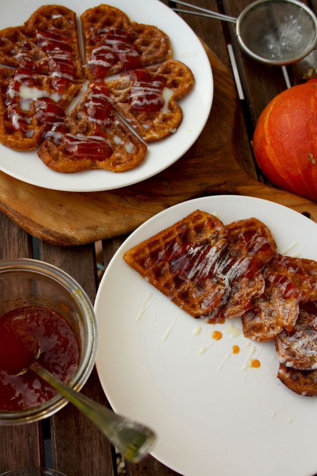 Delicious and low-caloric pumpkin waffles topped with condensed milk and prickly pear cactus jam. Great recipe for a fall brunch!