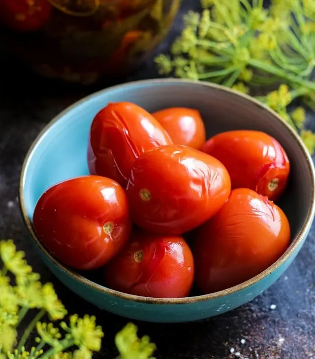cropped-Pickled-tomatoes-in-a-bowl.jpg
