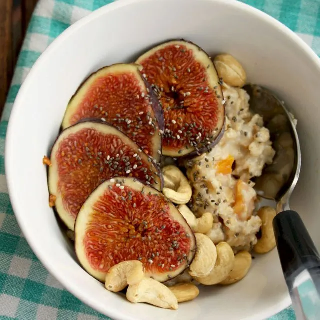 12 Seasonal Oatmeal Ideas for Sweet and Savory Breakfast. Incorporate seasonal vegetables and fruits in your oatmeal and make it healthy and delicious! 