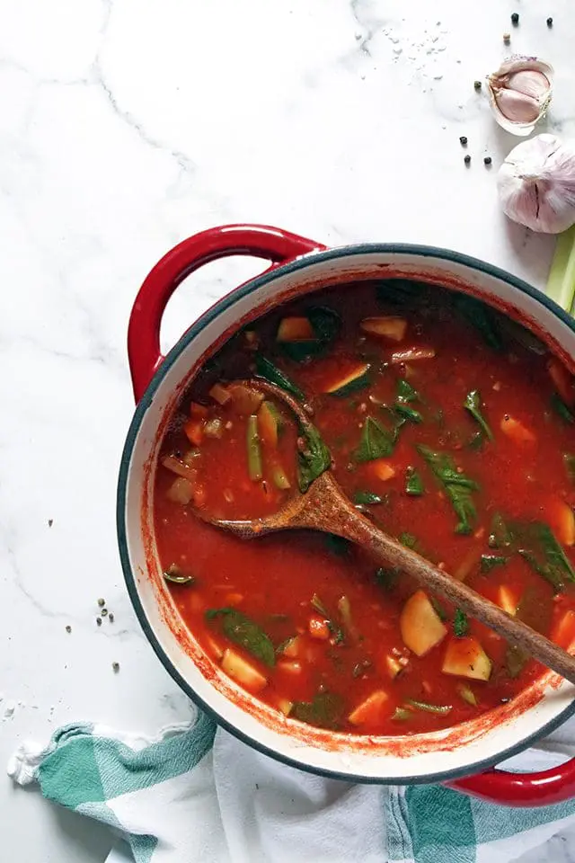 Vegan Minestrone Soup in a Pot