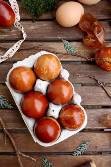 Natural Egg Dye with Onion Skins 5 Ways Overhead Shot on the Eggs
