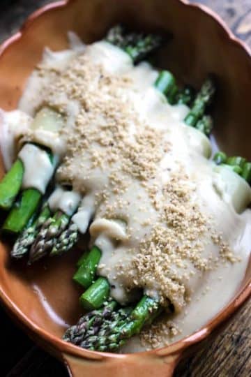 cropped-Vegan-asparagus-cannelloni-with-vegan-bechamel-and-parmesan.jpg