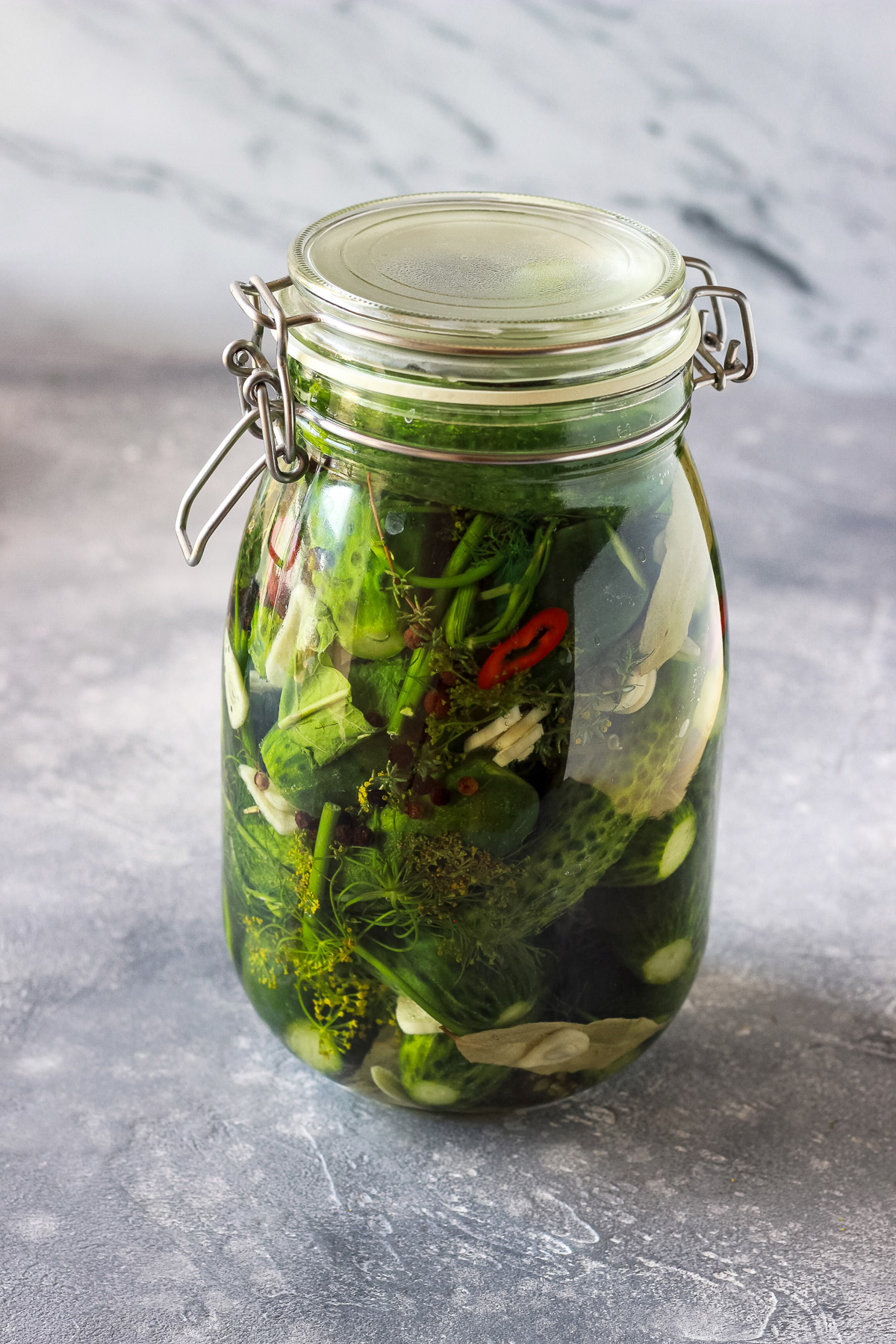 Russian Dill Pickles • Happy Kitchen