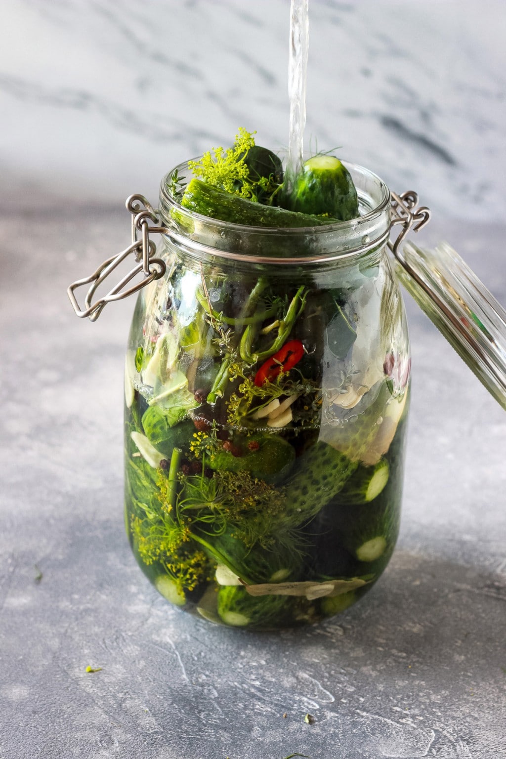 Russian Dill Pickles • Happy Kitchen