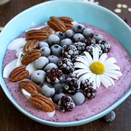 How to Make a Smoothie Bowl • Happy Kitchen