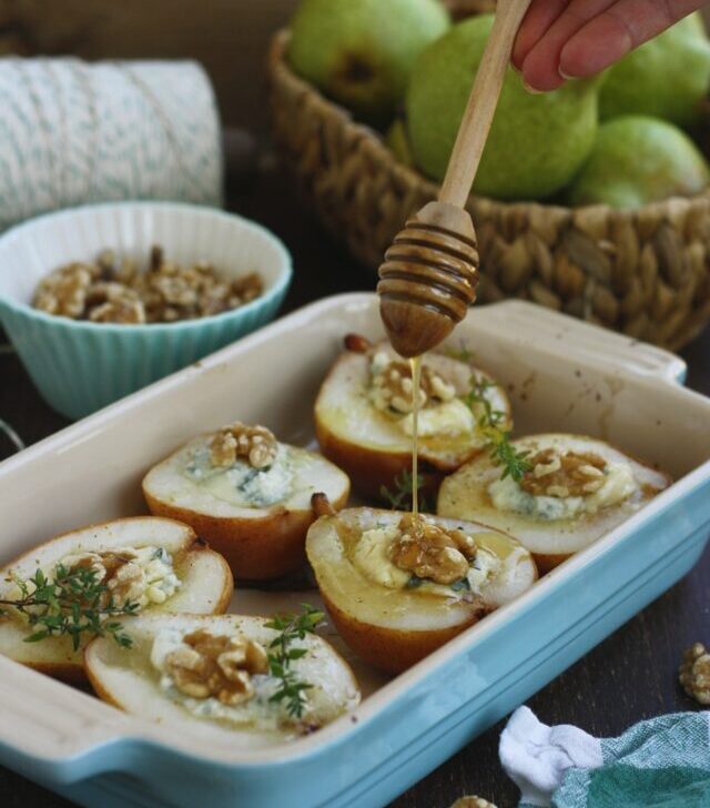 Baked Pears with Gorgonzola