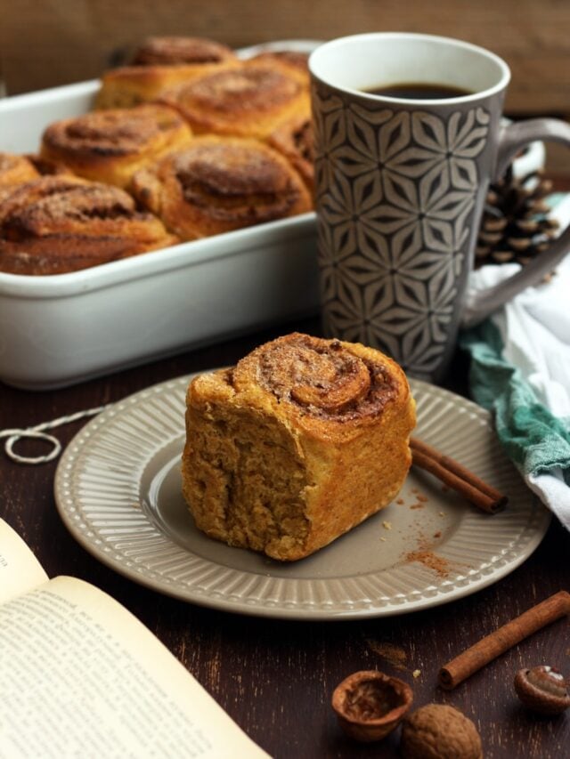 Healthy Cinnamon Sweet Potato Rolls • Happy Kitchen