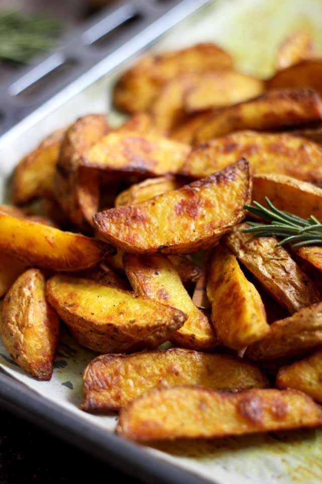 Easy Baked Potato Wedges in a Tray Cooked and Ready
