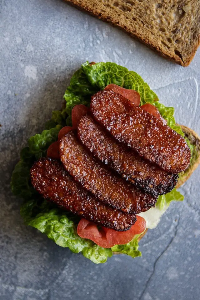 Vegan BLT Sandwich with Tempeh Bacon