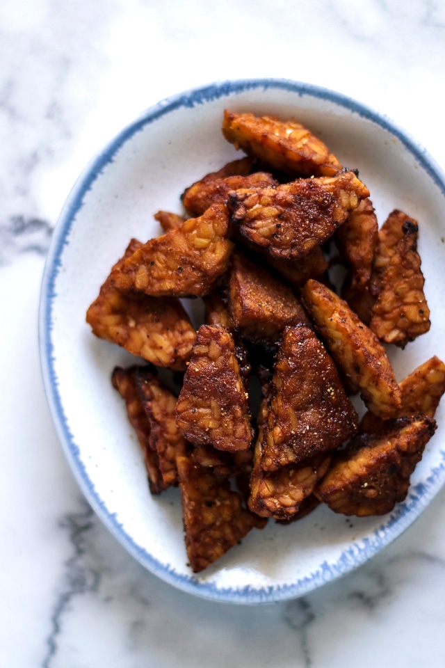 Baked Tempeh Triangles on a Plate