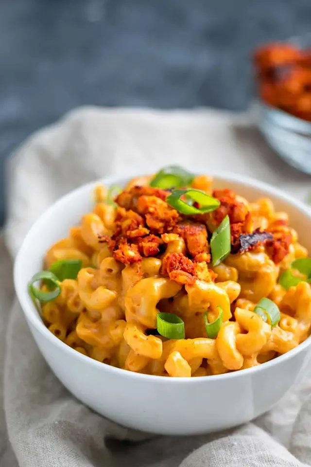 chipotle mac and cheese tempeh crumbles