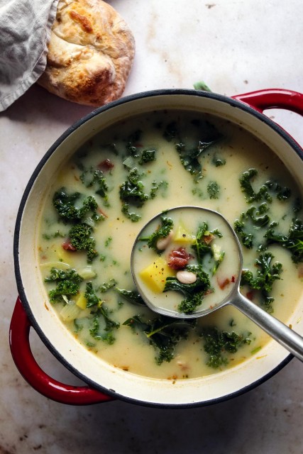 Vegan Zuppa Toscana (Tuscan Kale Soup) • Happy Kitchen