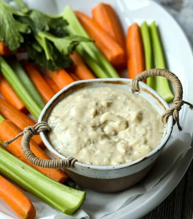 cropped-Vegan-Blue-Cheese-Dip-in-a-Bowl-with-Carrot-and-Celery-Sticks.jpg